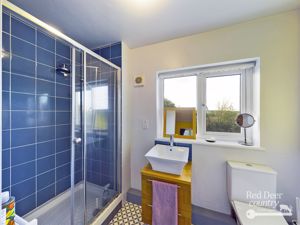 Annex Ensuite- click for photo gallery
